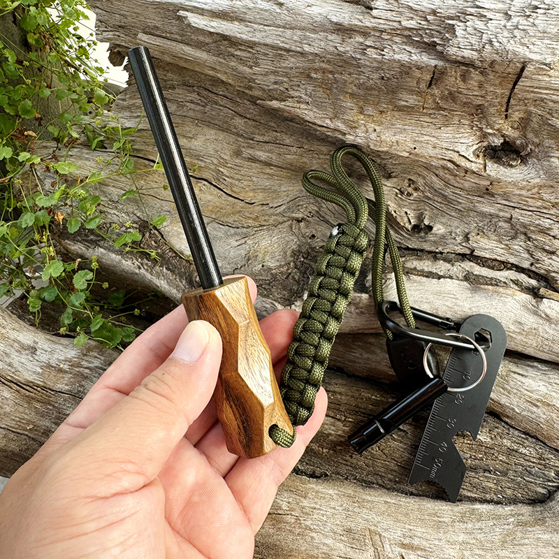 New Outdoor Flint Fire Starter - Ferro Rod Striker avaliação e preço